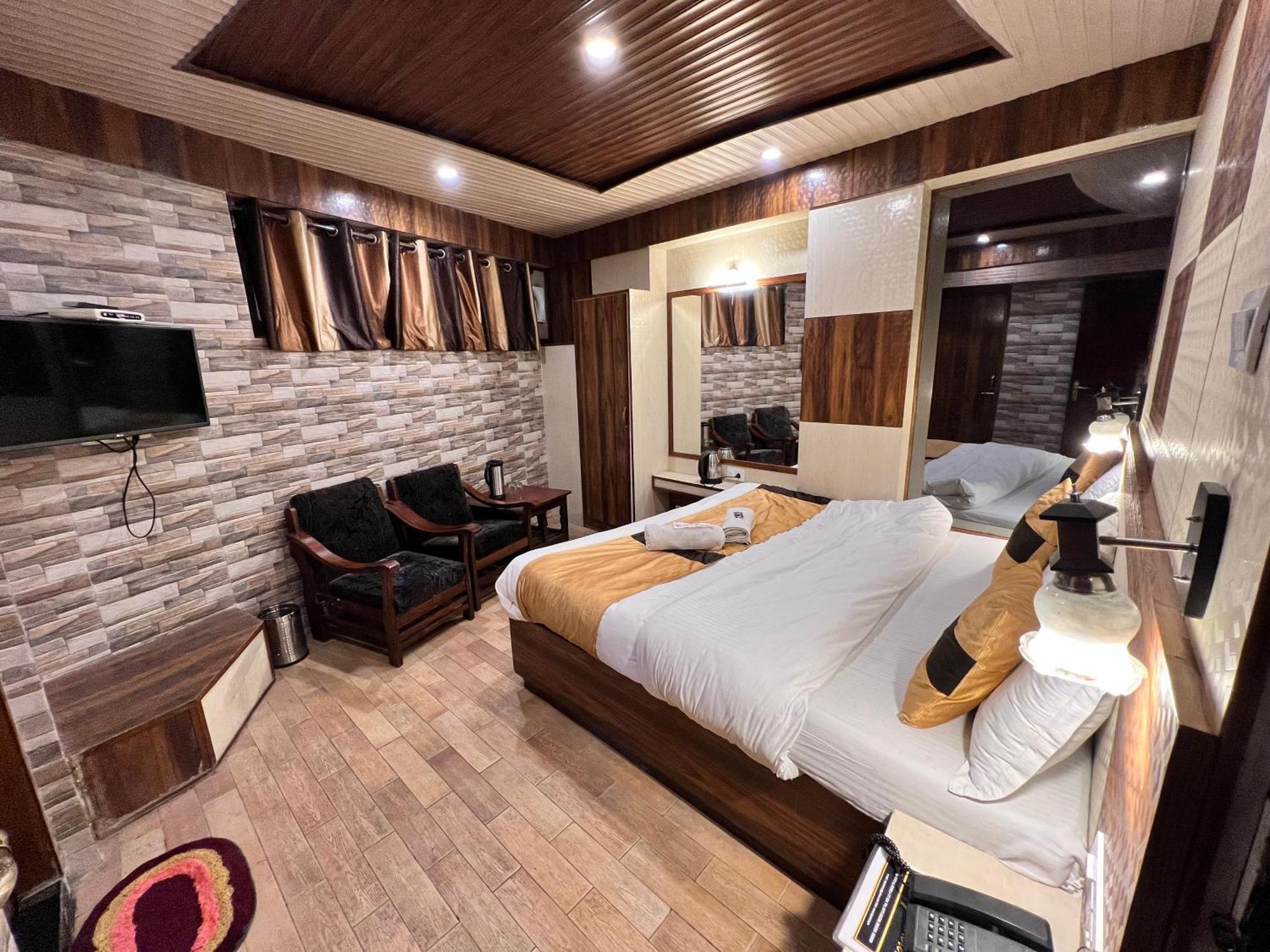 שימלה Hotel Victory Since 1979 מראה חיצוני תמונה